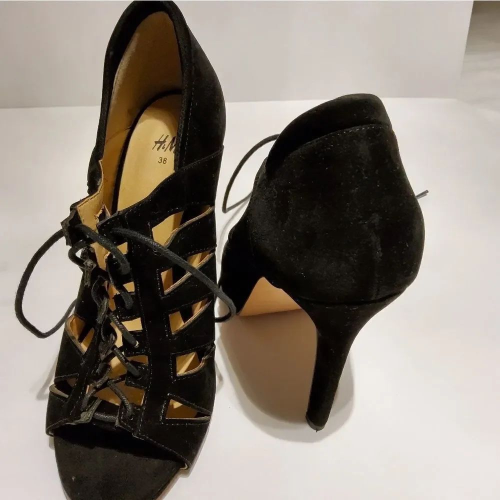 WOMEN'S H&M LACE-UP CLOSURE SHOES - Picture 5 of 16